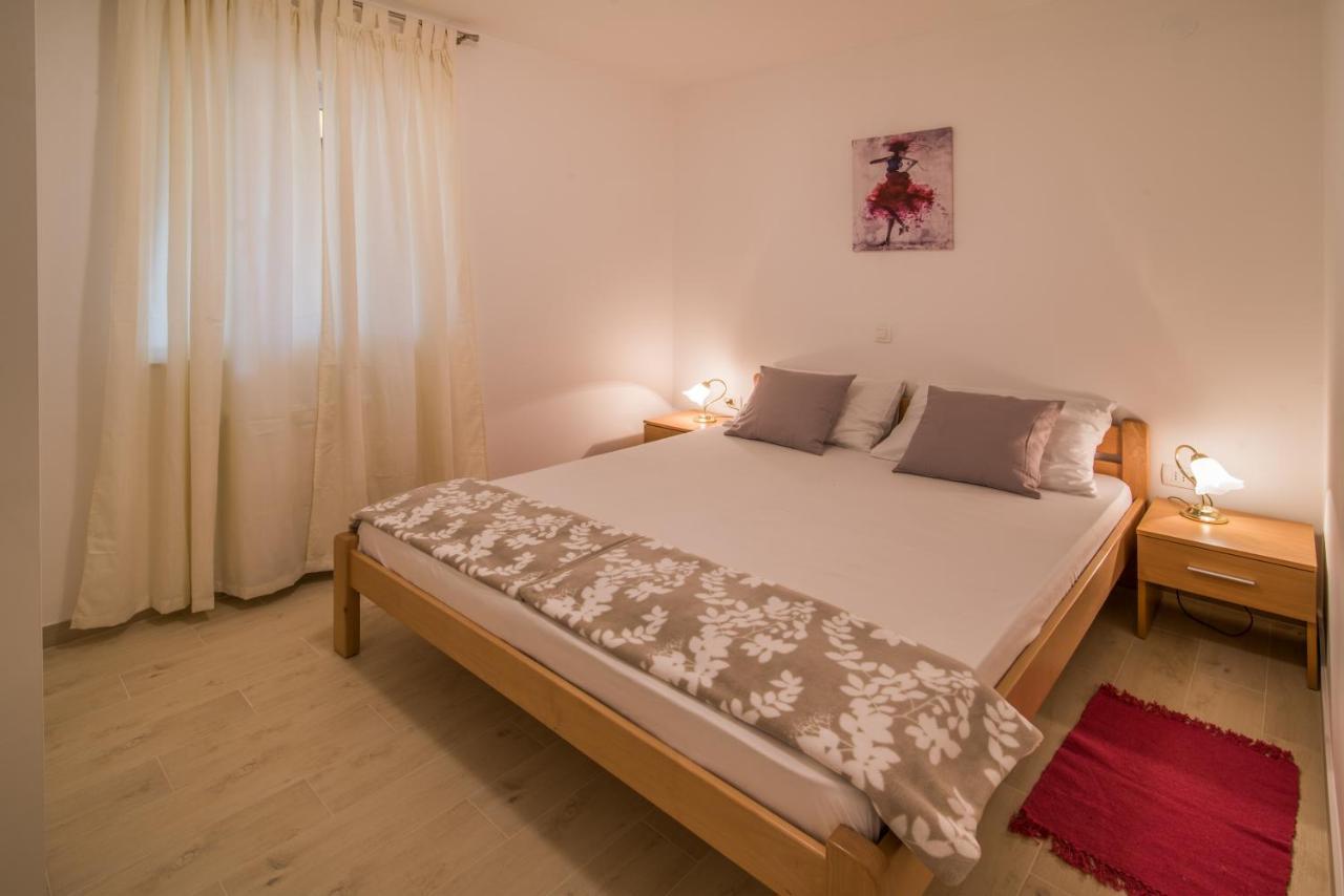 Apartments Bogdanic Krk I Крк Экстерьер фото
